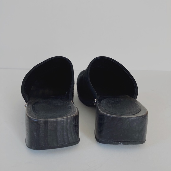 Authentic Black Suede Chanel Classic Clog 38 - Picture 4 of 10